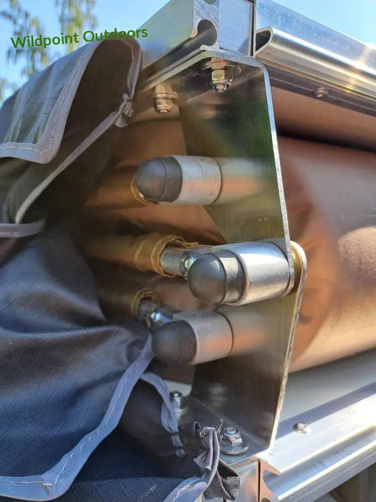 Auton kattoteltta ilma pitkä 1.6 musta - musta - kattoteltta - wildpoint retkeily 1 495 €