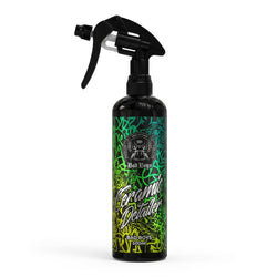 Musta BadBoys Ceramic Detailer 500 ml suihkepullo vihreällä ja mustalla automaattisesti käytettävällä etiketillä