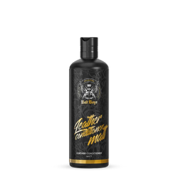 Musta mattapintainen bad boys nahkahoitoaine kultaisin kirjaimin ja mustalla kannella 500ml purkissa