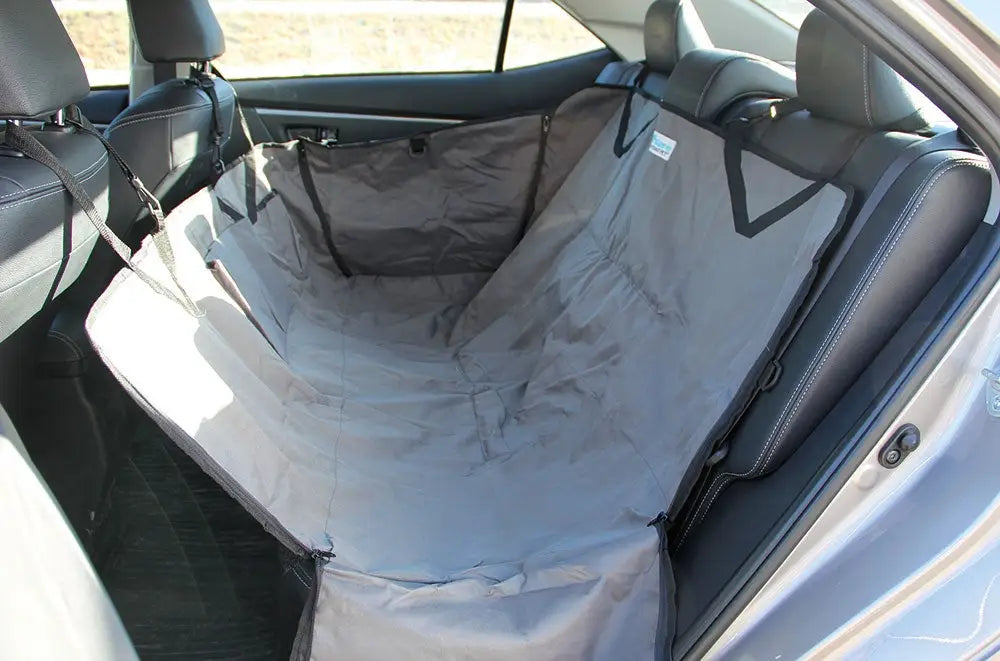 Brava kurasuoja takapenkille - auton takapenkin suoja kurasuoja koiralle retkeilyvarusteet verkkokaupasta 35,90 €