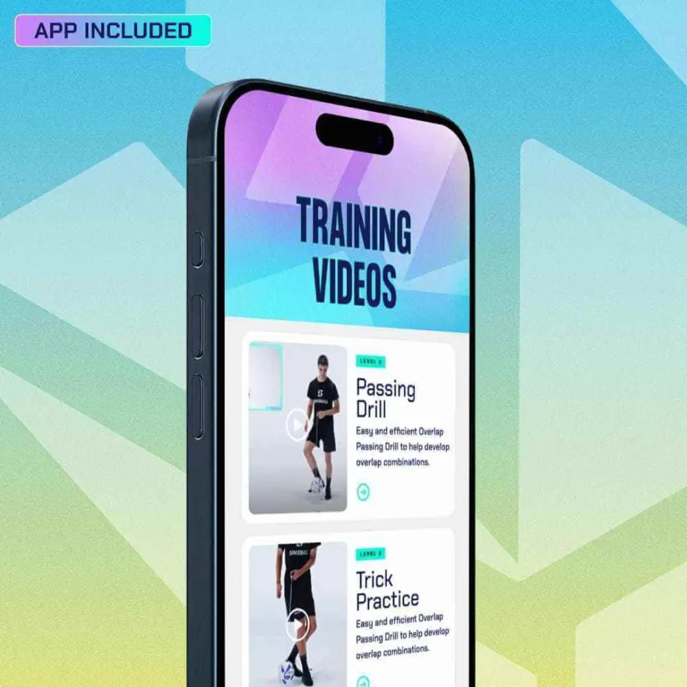 Musta älypuhelin näyttää football kick trainer pro-level koulutusvideoiden sovellusnäyttöä värikkäällä taustalla