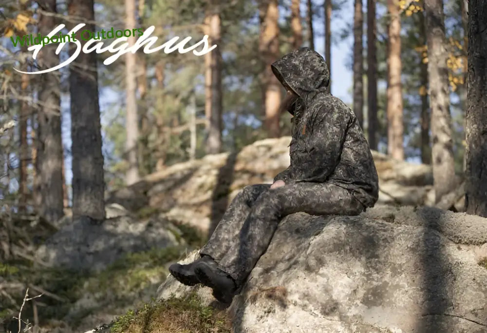 Haghus hossa kevyt anorakkipuku camokuosilla ja sääskiverkolla - retkeily