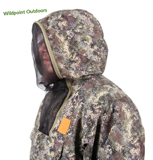 Haghus hossa kevyt anorakkipuku camokuosilla ja sääskiverkolla - retkeily