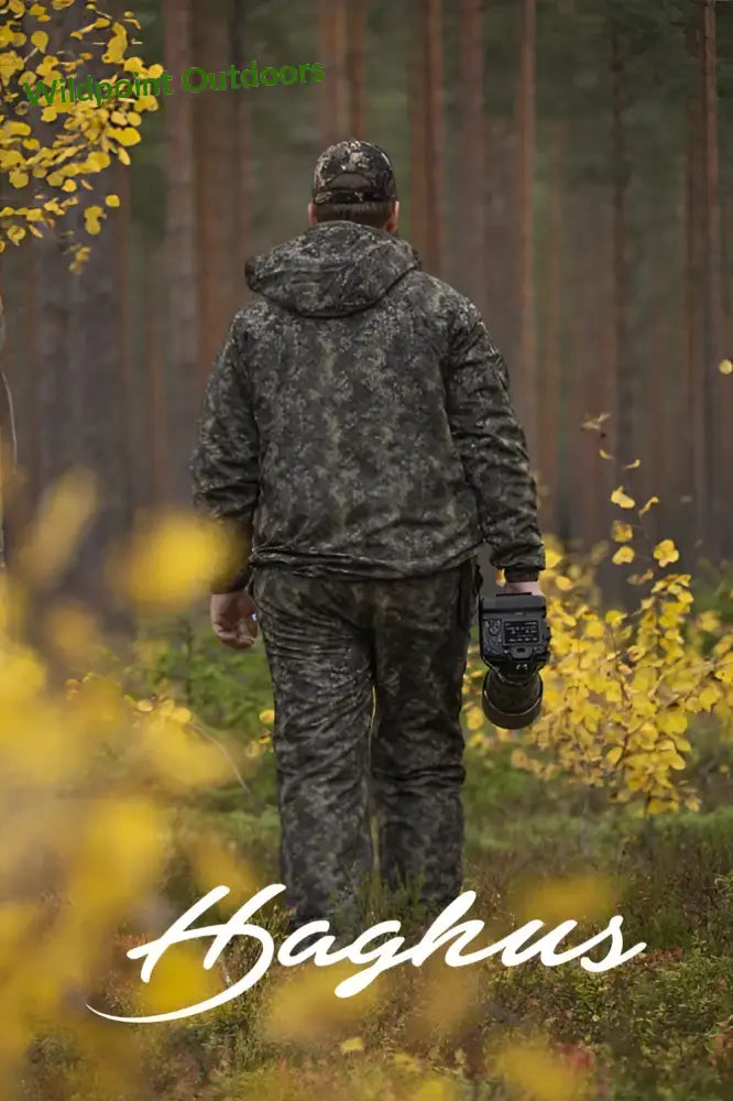 Haghus hossa kevyt anorakkipuku camokuosilla ja sääskiverkolla - retkeily
