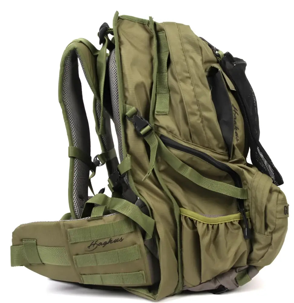 Olive green haghus korpimäki 35 päivärinkka with black accents and mesh padded shoulder straps shown from back side