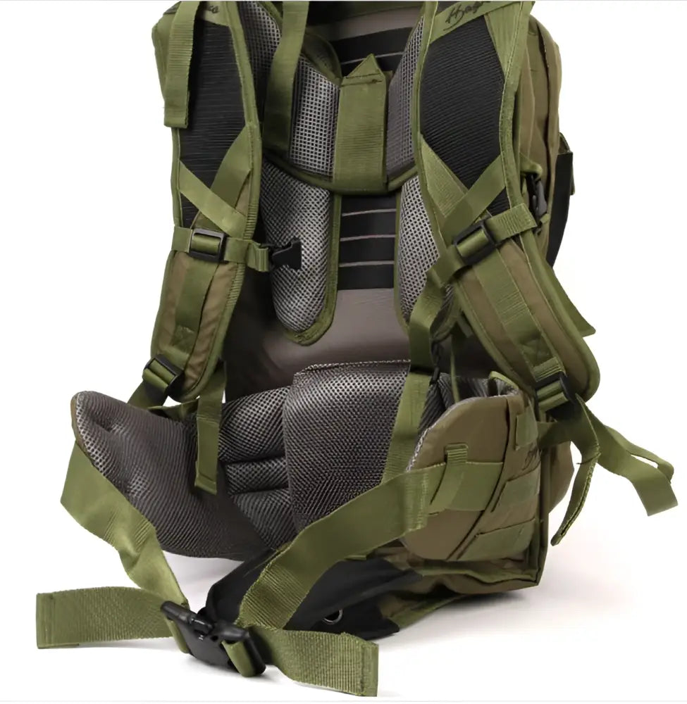 Olive green tactical backpack haghus korpimäki 35 päivärinkka with black mesh padding and adjustable straps visible from back side