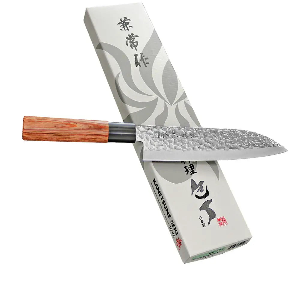 Kanetsune seki kc-950 santoku 16,5 cm - keittiövarusteet ja tarvikkeet - wildpoint retkeilyvarusteet verkkokaupasta 64 €