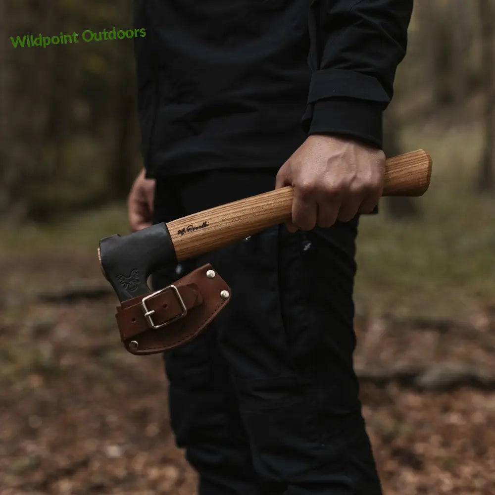 Kirves lyhytvartinen punajalava - axe - wildpoint outdoors retkeily 218 €
