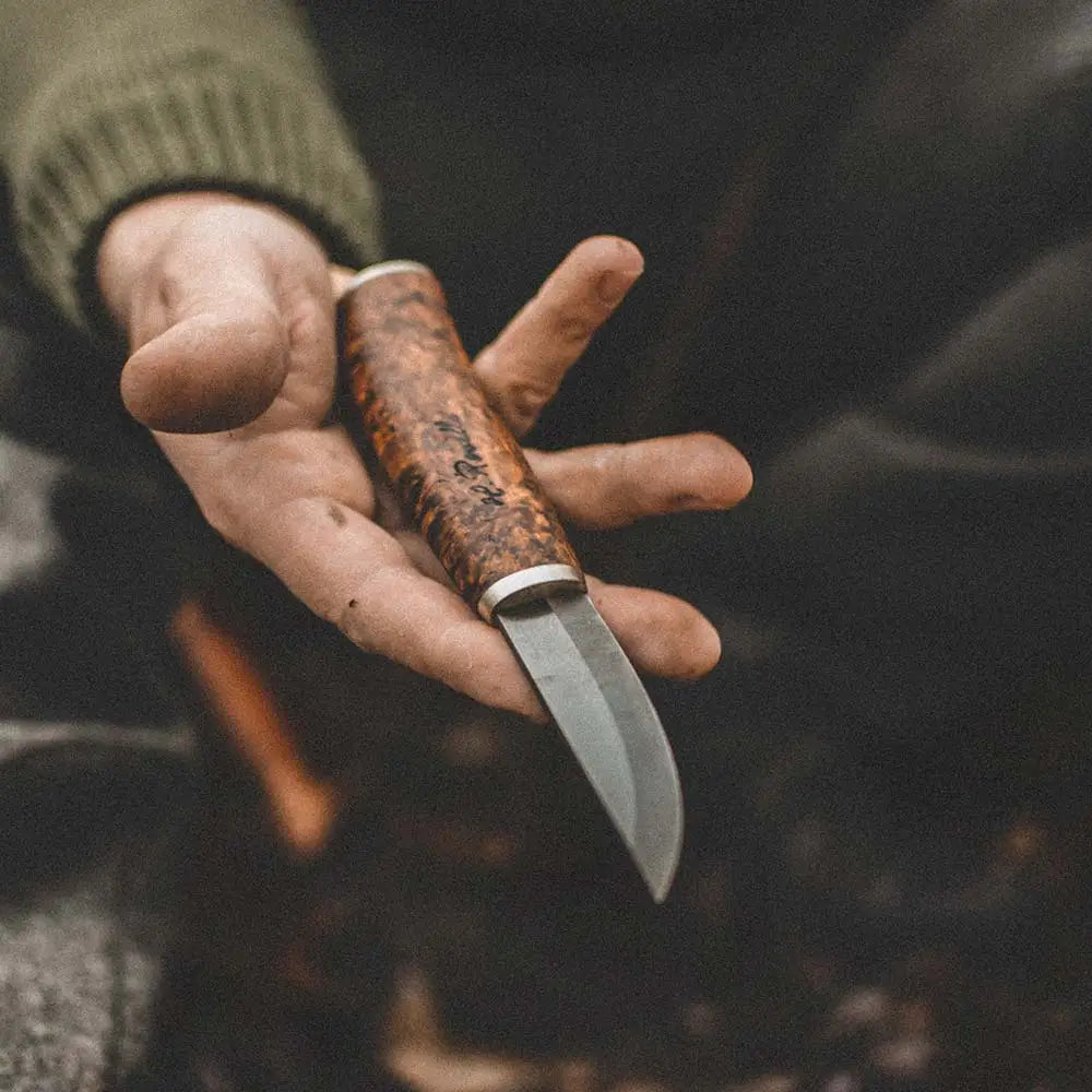 Kirvesmiehenveitsi hopeinen hela uhc - knife - wildpoint retkeilyvarusteet verkkokaupasta 379 €