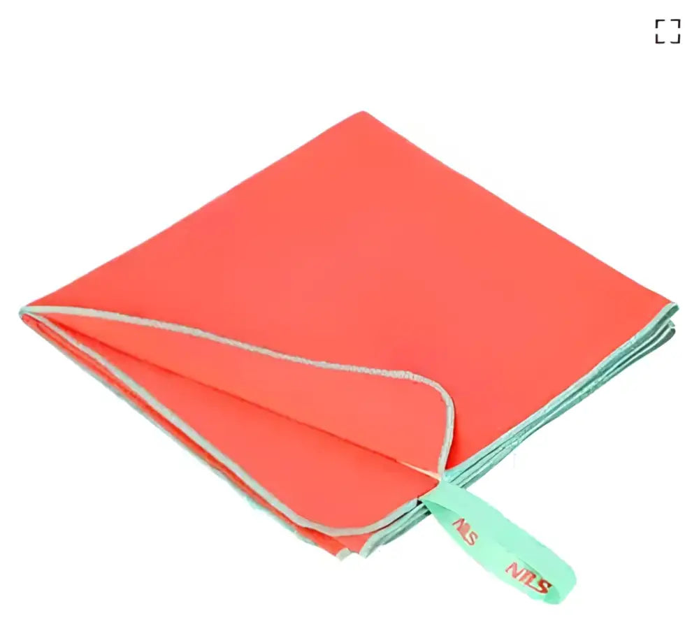 Microkuitupyyhe coral ncr11 140x70 cm nils - accessories - wildpoint retkeilyvarusteet verkkokaupasta 11,90 €