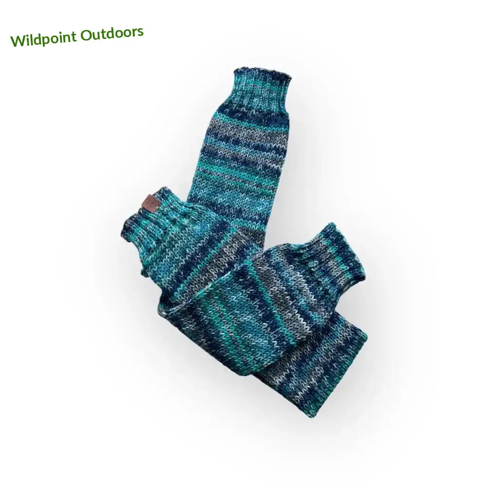 Pitkät värikkäät säärystimet - kotimaista käsityötä - säärystimet - retkeily