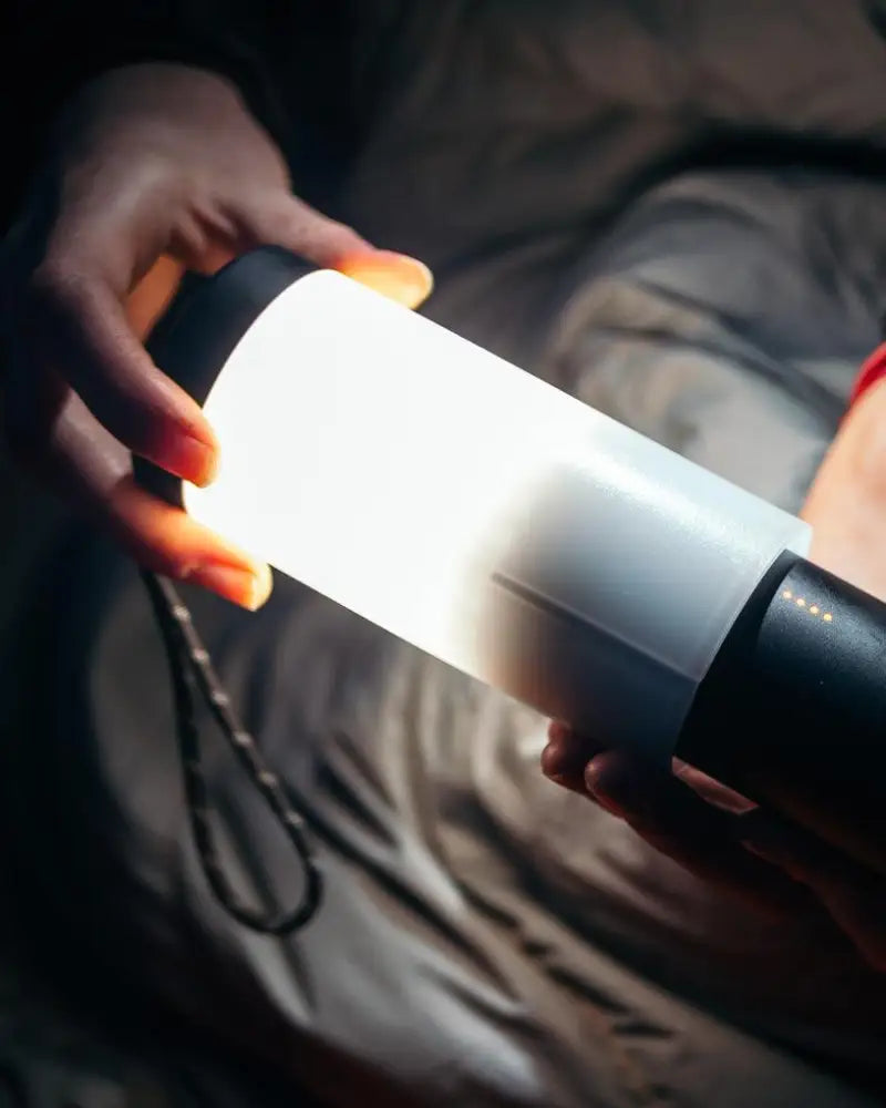 Pwr lantern 300l - valaisimet - wildpoint outdoors - varusteet retkeilyvarusteet verkkokaupasta 29 €