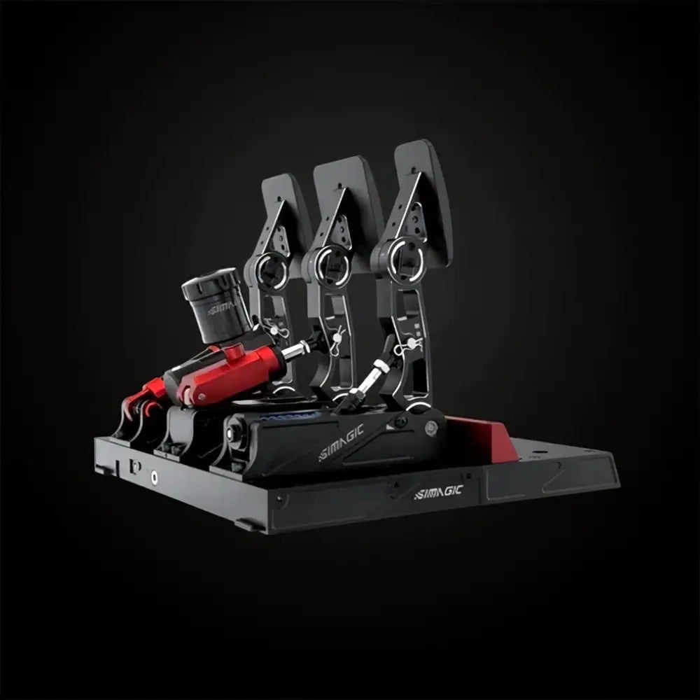Simagic p1000 modulaarinen hydraulinen 3-poljinsetti musta ja punainen kolmella polkimella tukevalla jalustalla