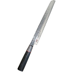 Suncraft senzo damascus classic leipäveitsi 22 cm on tyylikäs, vasarateräksestä valmistettu mustalla kahvalla ja punaisella korostusrengaslla
