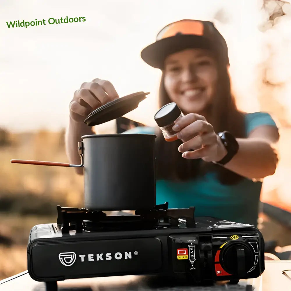 Tekson kannettava kaasuliesi muovikotelolla ja keraamisella polttimella - retkeily 28,90 €