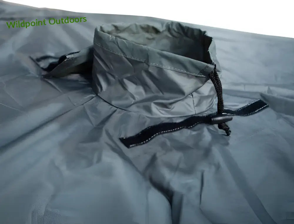 Väinö bunker thermal extreme xl sadehuppu läpiviennillä - retkeily 89 €