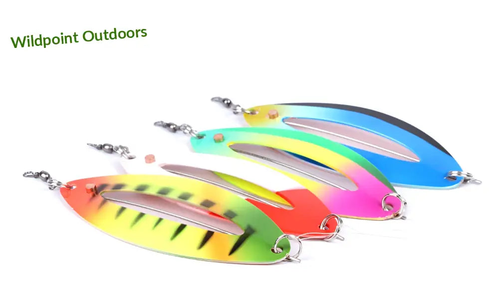 Väinö tanabru 85mm 13g isokokoiset rautulätkät valoaukolla. - retkeily