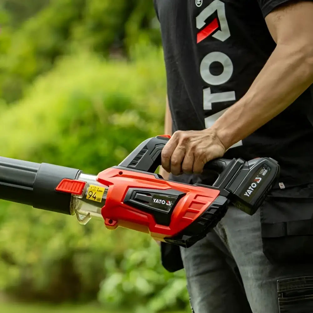 Yato akkulehtipuhallin 18v + 4.0 ah akku sarja - retkeilyvarusteet verkkokaupasta 115,95 €