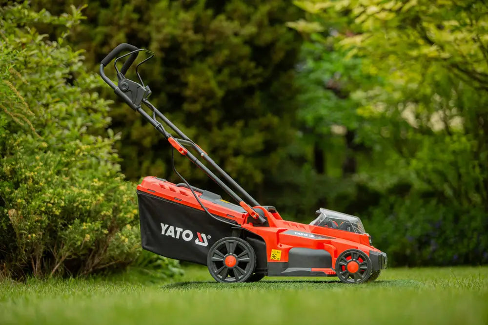 Yato akkuruohonleikkuri 2 x 18v 43 cm + 2×4.0 ah akku ja laturi - retkeilyvarusteet verkkokaupasta 295,95 €